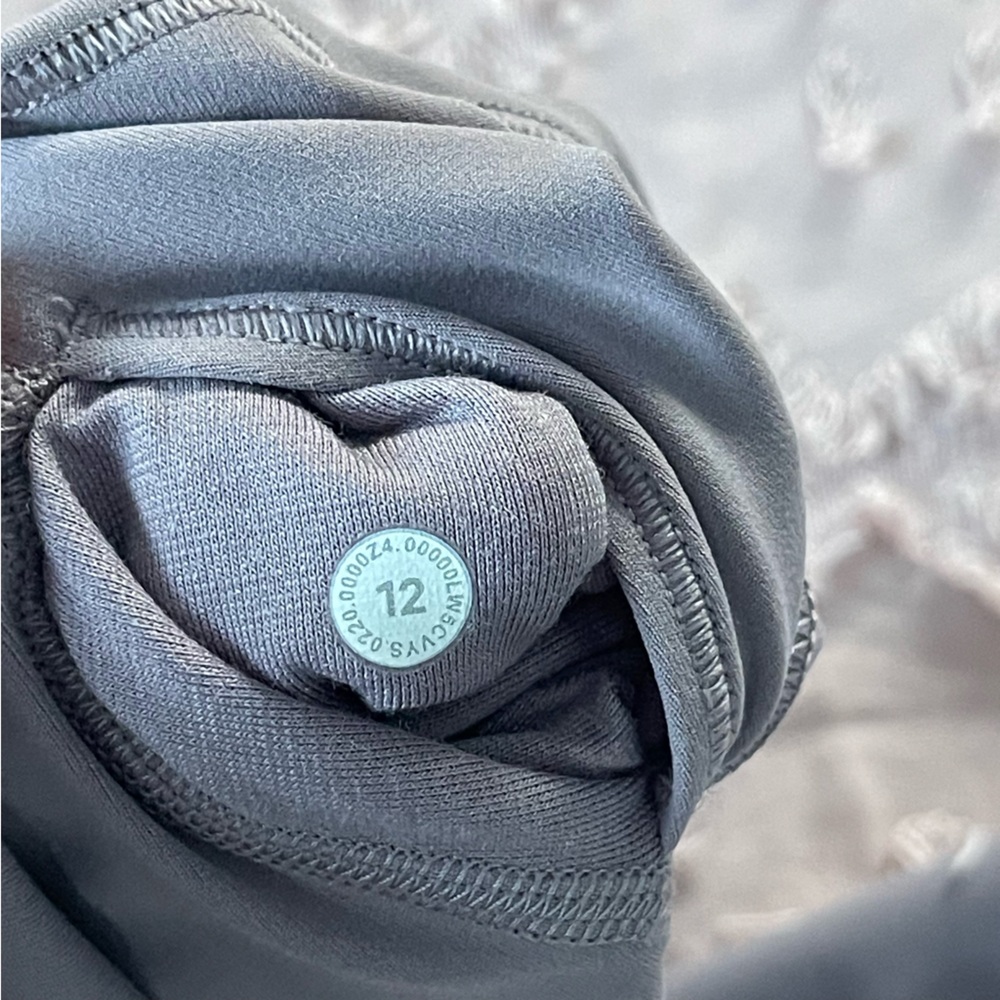 Lululemon Align Pant II 25” *Cool Violet Verbena Size 12 - Picture 5 of 5